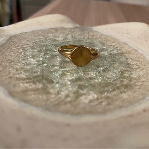 Sunburst Signet Ring 18k Gold Plated
